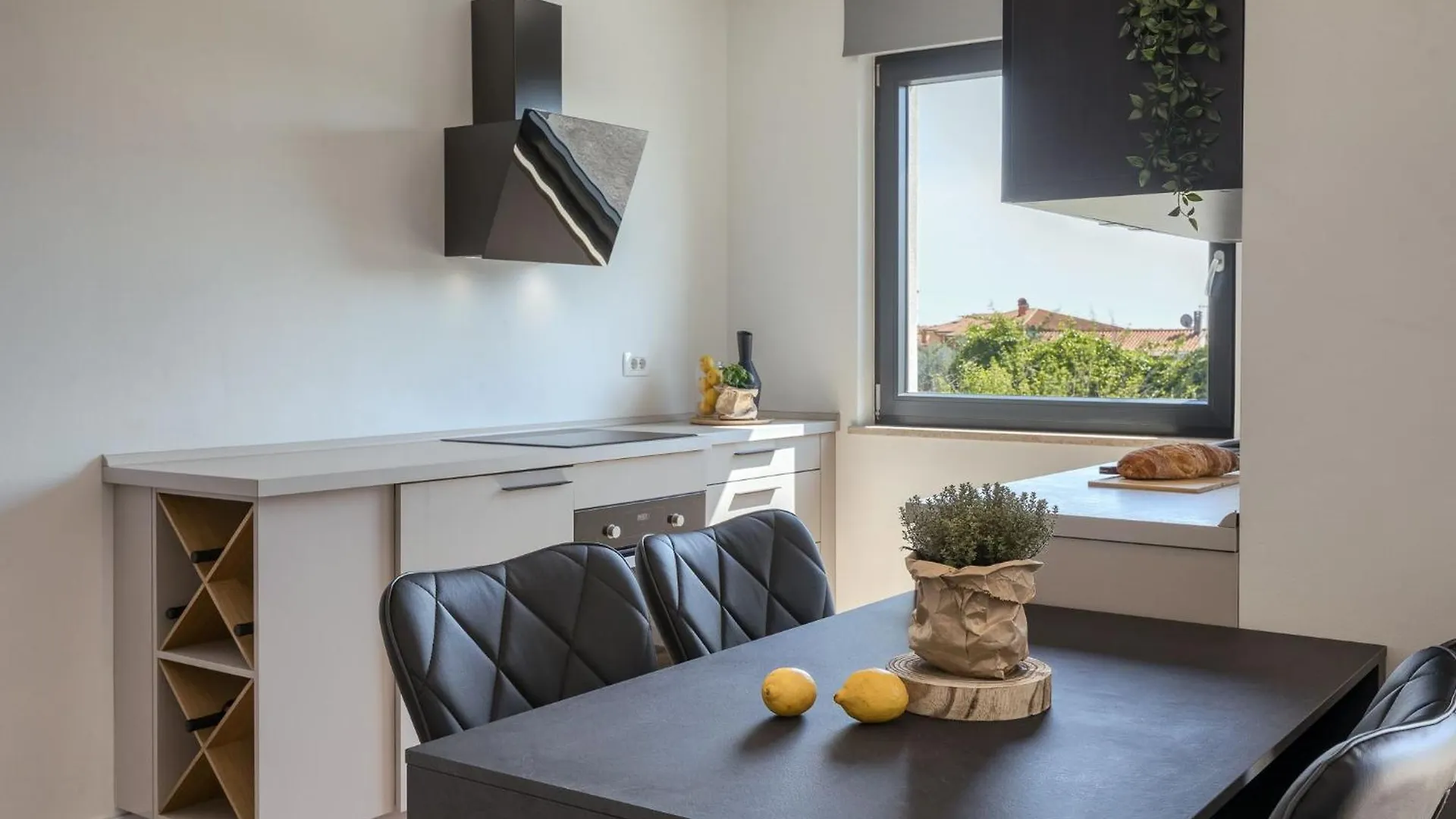 Apartment Erdgeschosswohnung Moonlight Mit Terrasse Karpinjan